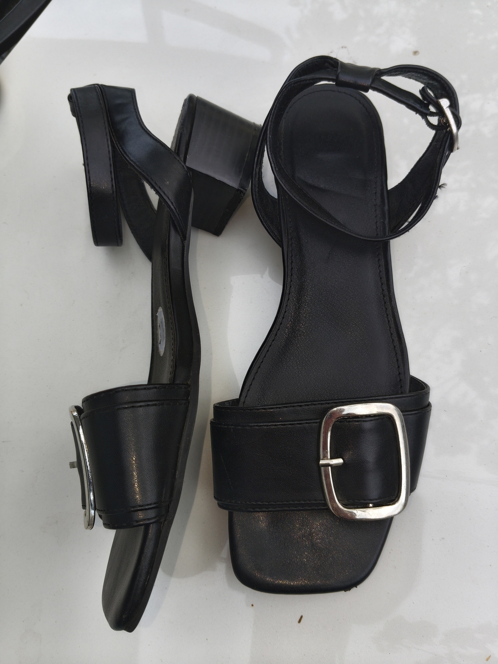 Black Ladies Buckle Block Heel Sandals